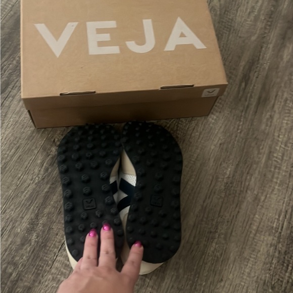 veja rio branco aircell “Lunar Nautico” Sneakers size 6 new in box, navy/gray - Picture 9 of 12